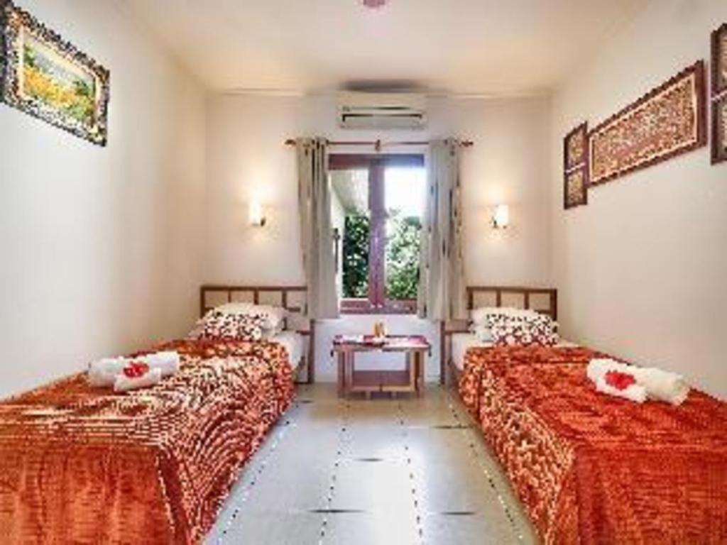 Hotel Al-Isha Dharamshala à Kuta Lombok Extérieur photo