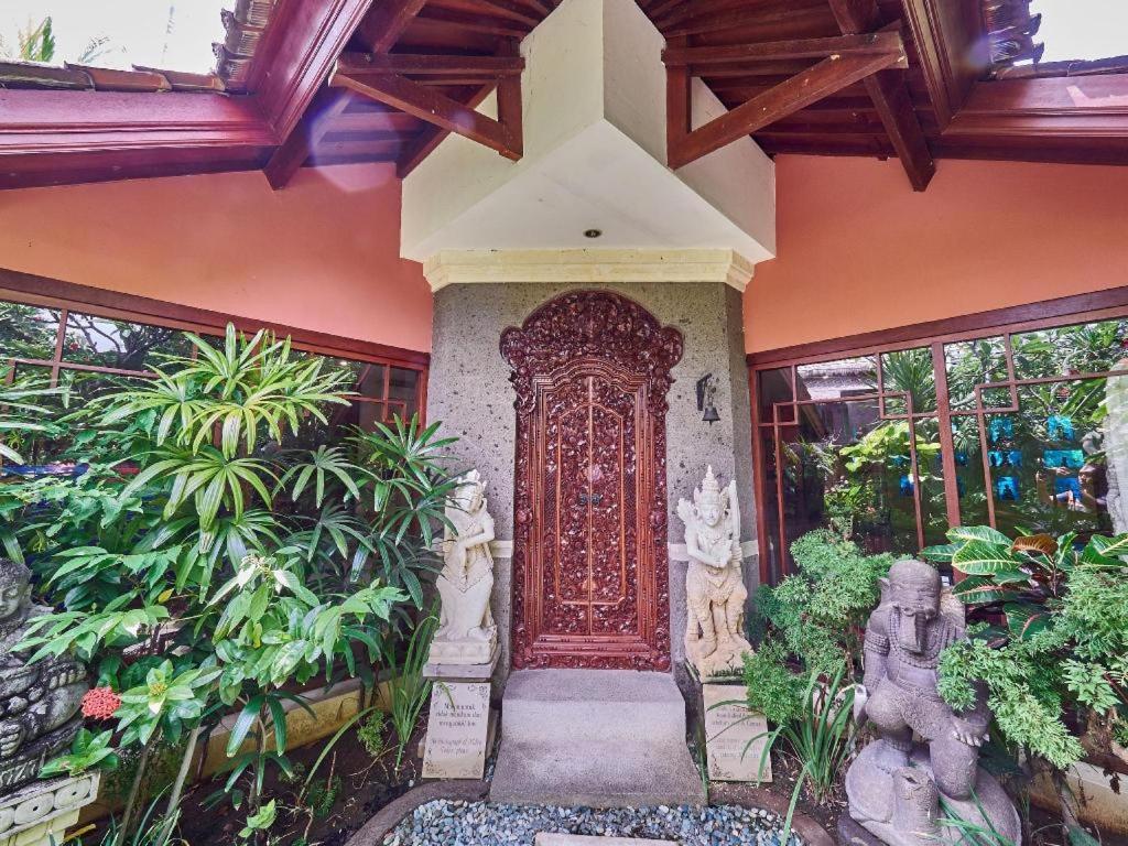 Hotel Al-Isha Dharamshala à Kuta Lombok Extérieur photo