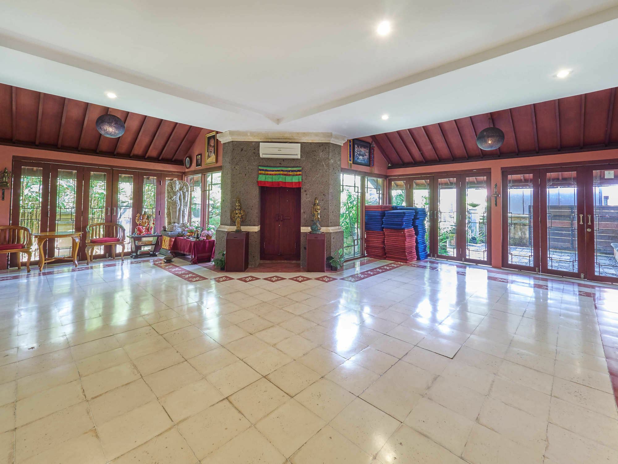 Hotel Al-Isha Dharamshala à Kuta Lombok Extérieur photo