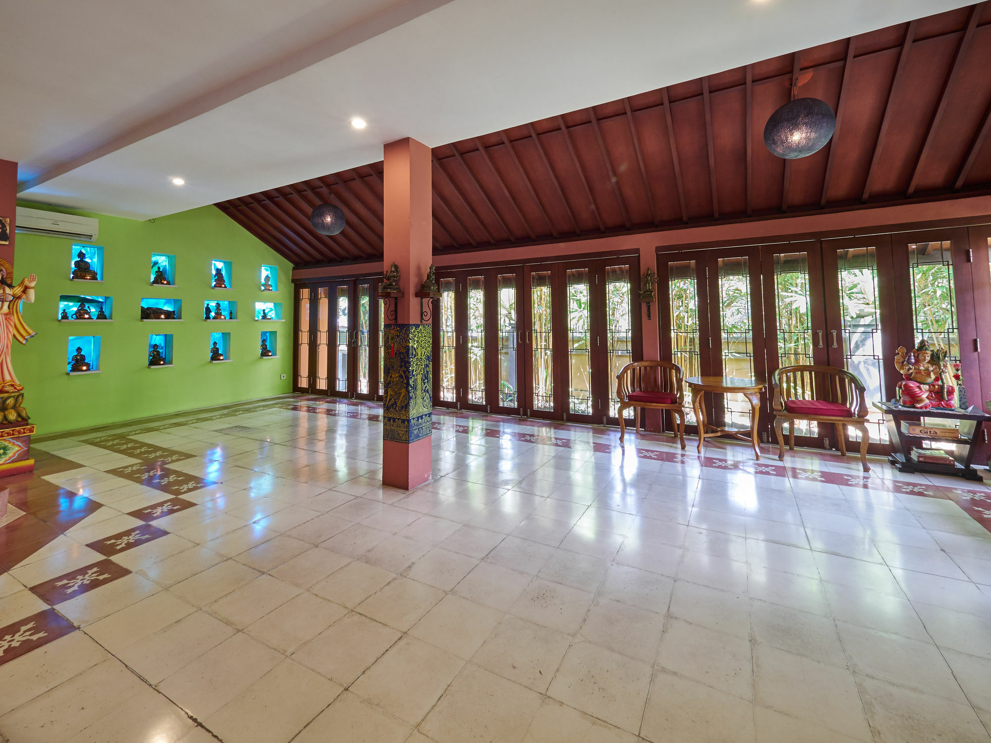Hotel Al-Isha Dharamshala à Kuta Lombok Extérieur photo
